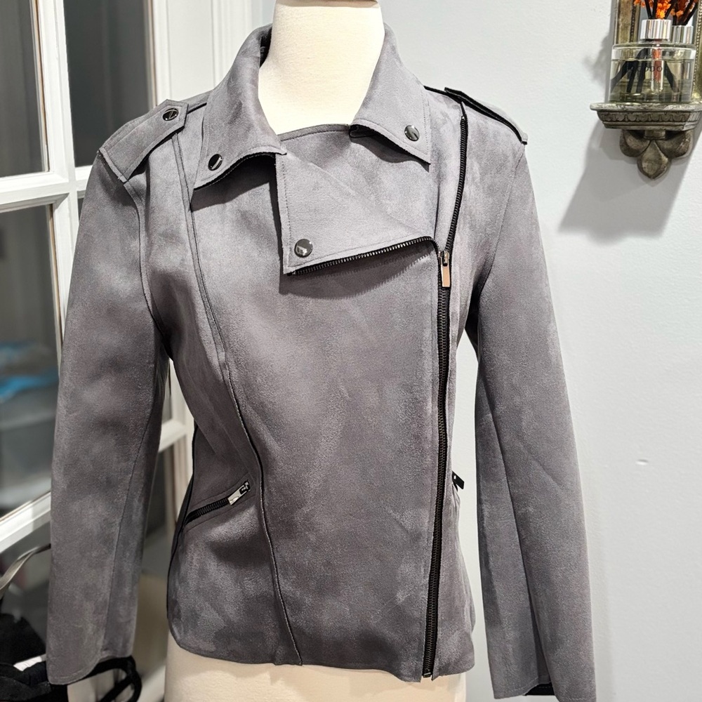 KUT from the Kloth Haddie Faux Suede
Gray Moto Jacket